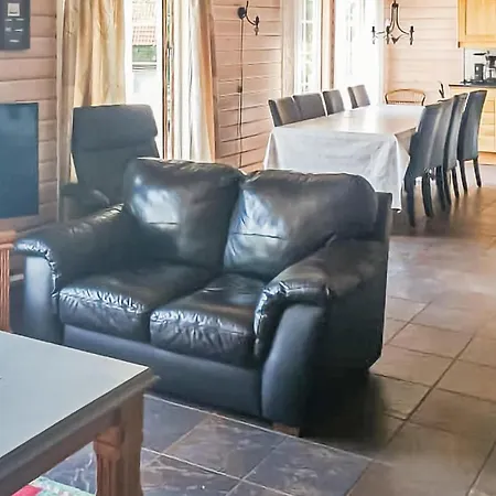 Stunning In Lindesnes With Kitchen Holiday home *