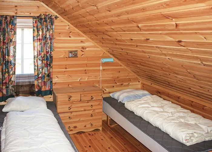 Stunning In Lindesnes With Kitchen * Svinoy